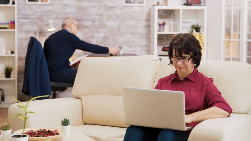 Building a Home Office Setup That Works With Limited Mobility